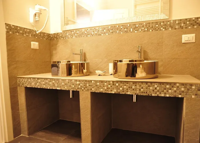 Anna Couette-café Lucques