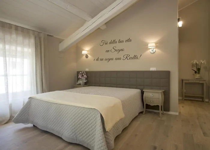 Couette-café Anna Lucques